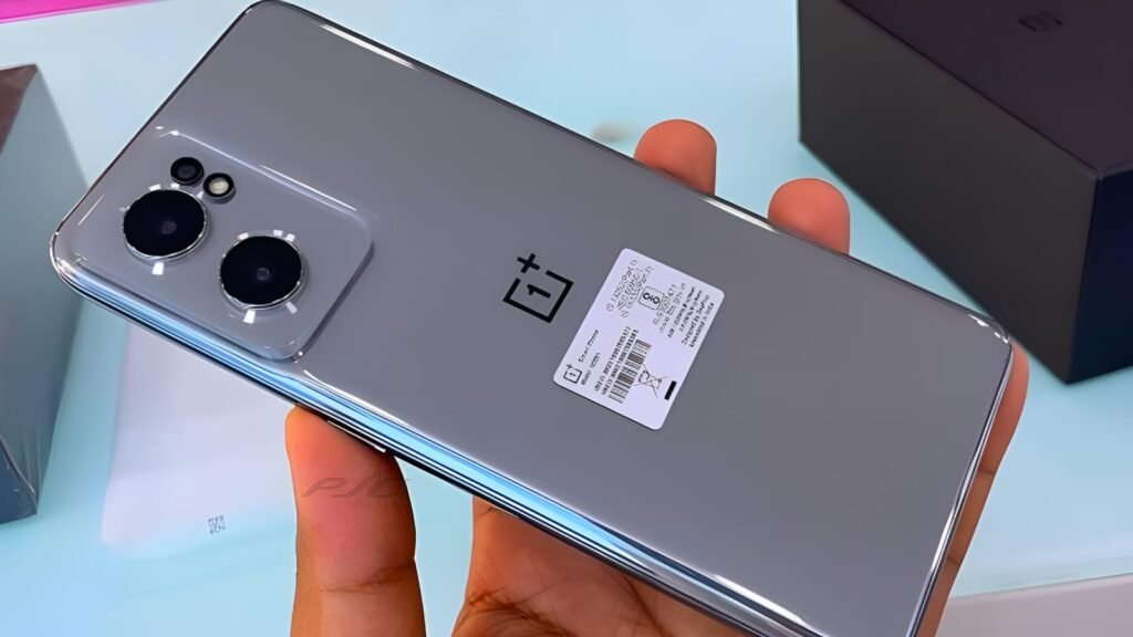 गरीबों के बजट में लॉन्च हुआ OnePlus का तगड़ा 5G फ़ोन, 12GB रैम तथा 32MP सेल्फ़ी कैमरा के साथ मिलेगा सुपर फास्ट चार्जर